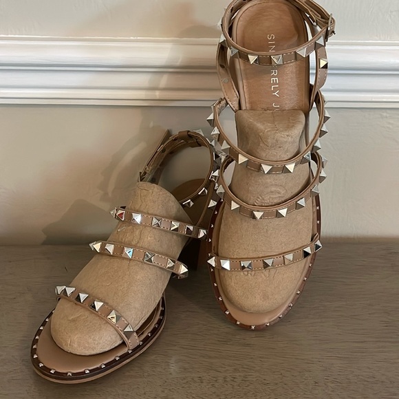 Sincerely Jules Studded Ankle Wrap Sandals Size 9 - Picture 2 of 7